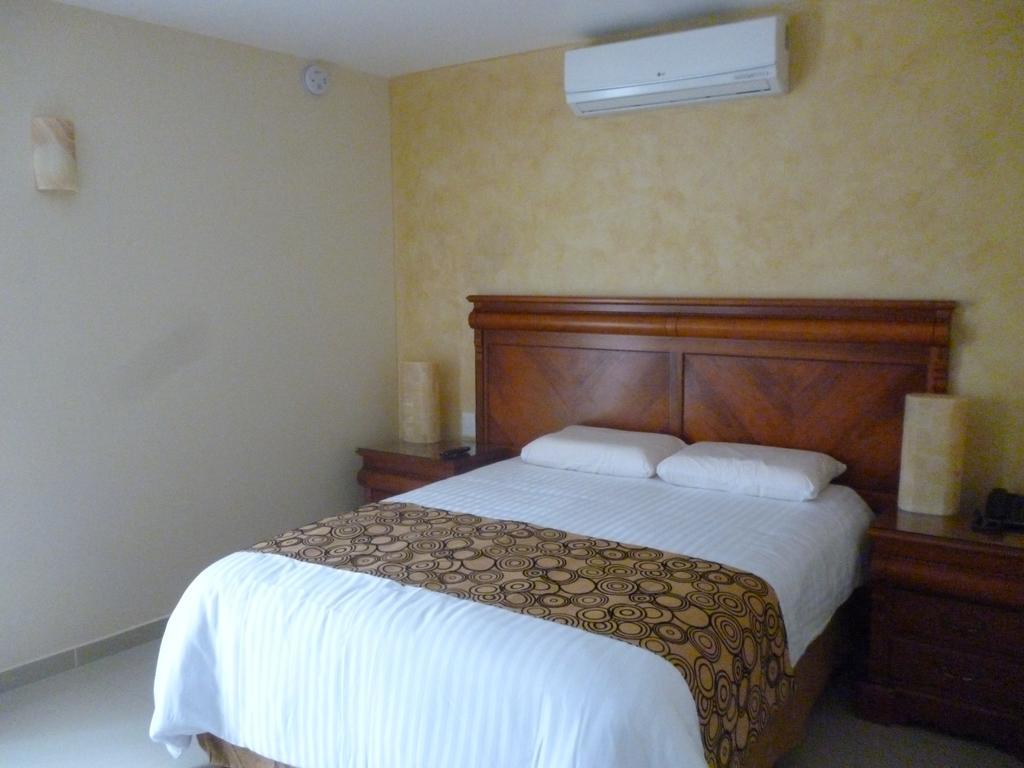 Quinta Roca Hotel Oaxaca Room photo